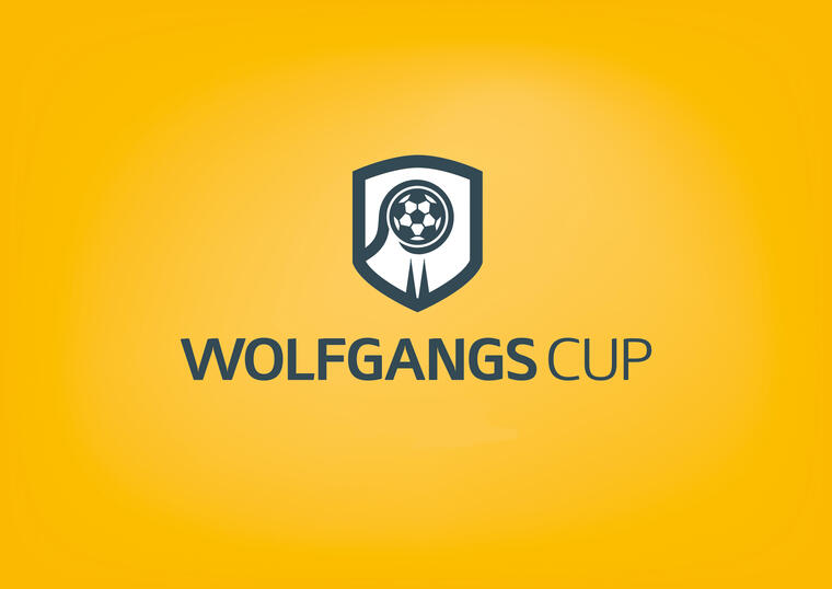 Fußballlogo auf gelbem Hintergrund zum Wolfgangcup